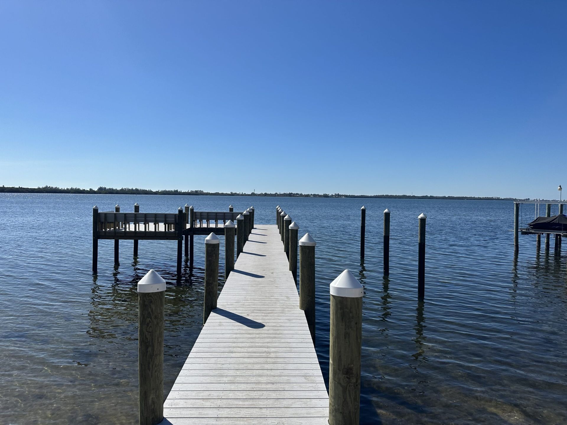Bulging, Bowing, and Washouts: Diagnosing Waterfront Retaining Wall Repair Needs